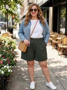 St. John's Bay Linen Blend Elastic Comfort Waist Shorts Curvy Plus size 3X Green